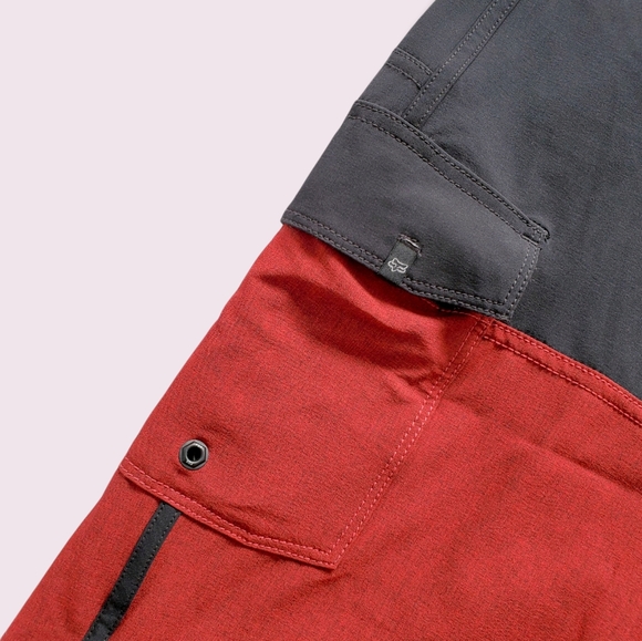 2/40$ - NWT - FOX RACING - Boardshort - 32 - Picture 3 of 6